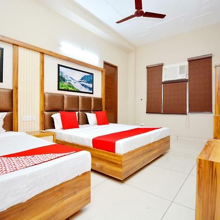 Hotel Oyo 40699 Grand Sokhi Tarn Taran Zewnętrze zdjęcie