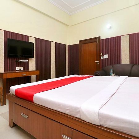 Hotel Oyo 40699 Grand Sokhi Tarn Taran Zewnętrze zdjęcie